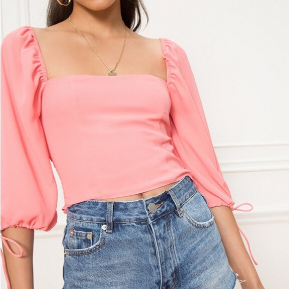 Emilia Square Neck Top | Superdown | S 💖